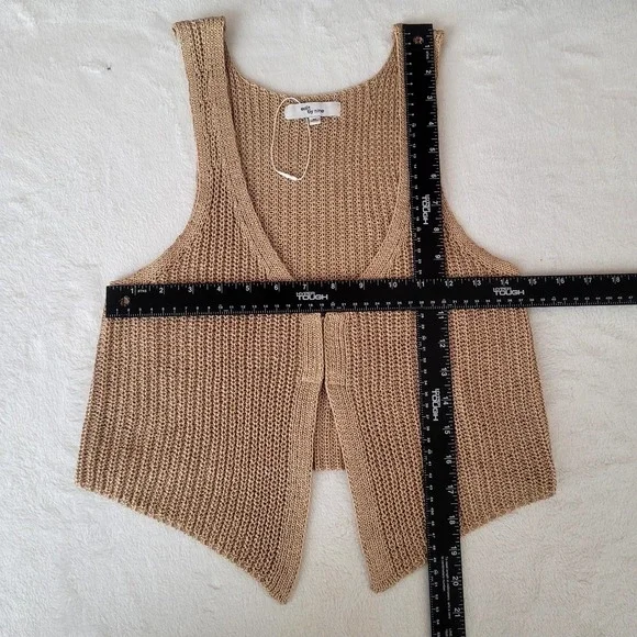 Edit By Nine Sz M Tan Knit Top Light Natural Minimal Boho Coastal Vacation NWOT - Picture 7 of 8